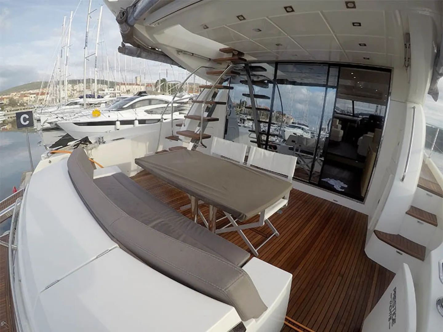 Jeanneau Prestige 620 S | Jana
