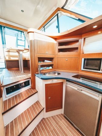 Faeton Moraga 1180 | Raddy