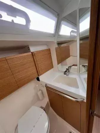Salona 46 | Juno