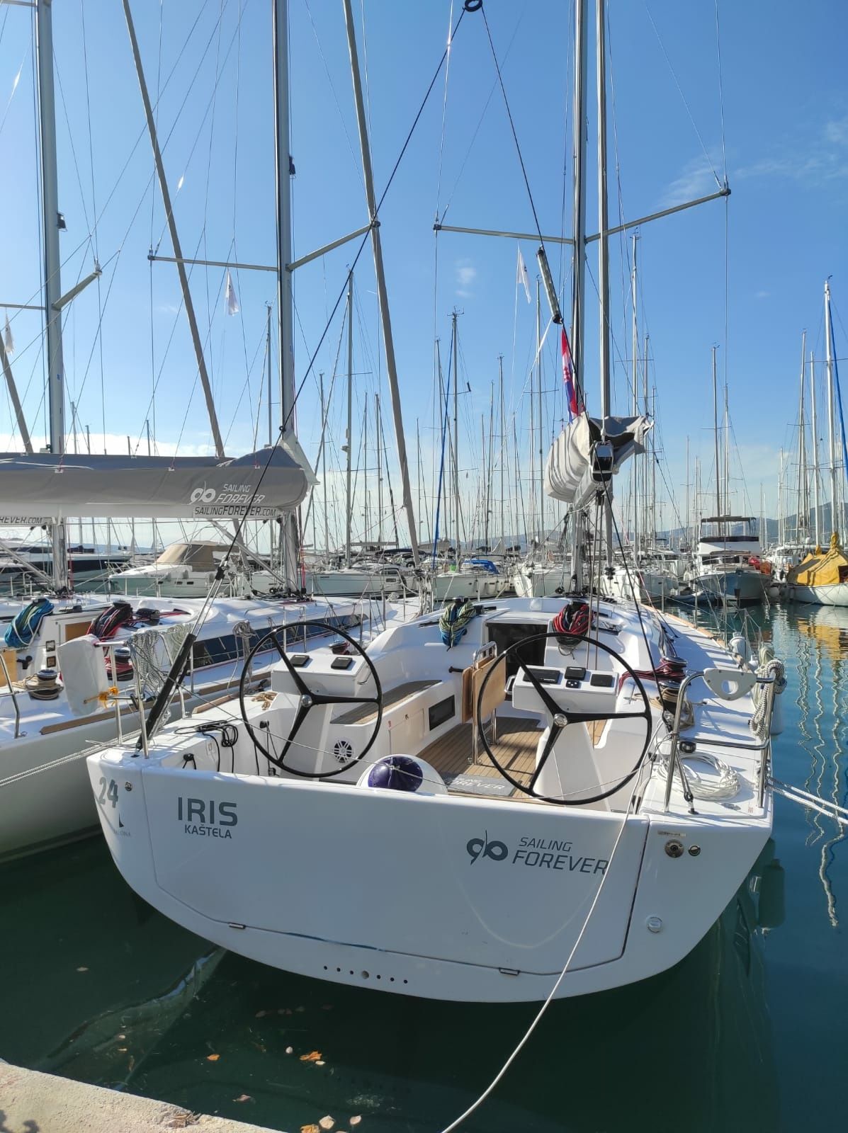 Salona 46 | Iris