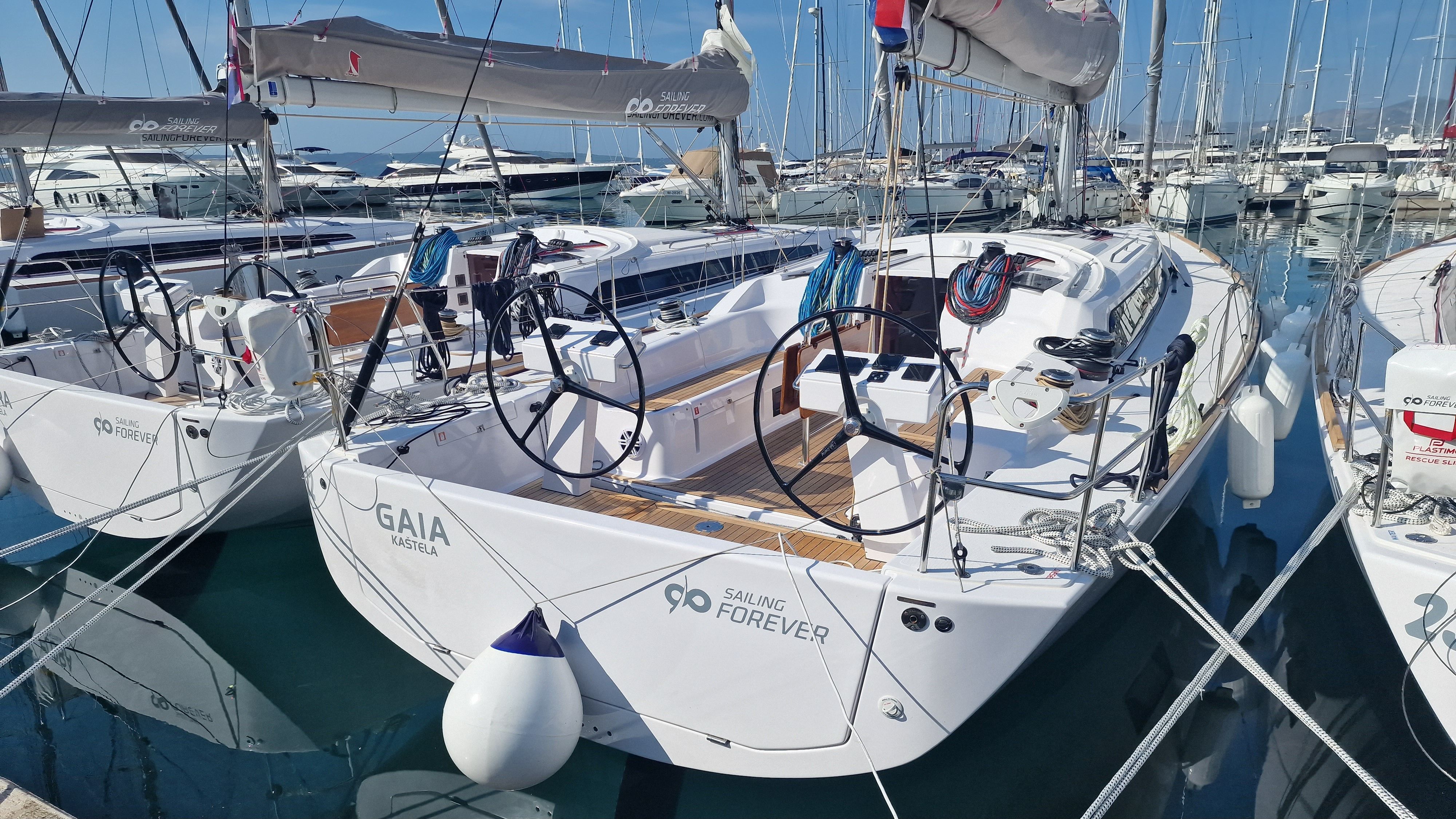 Salona 46 | Gaia