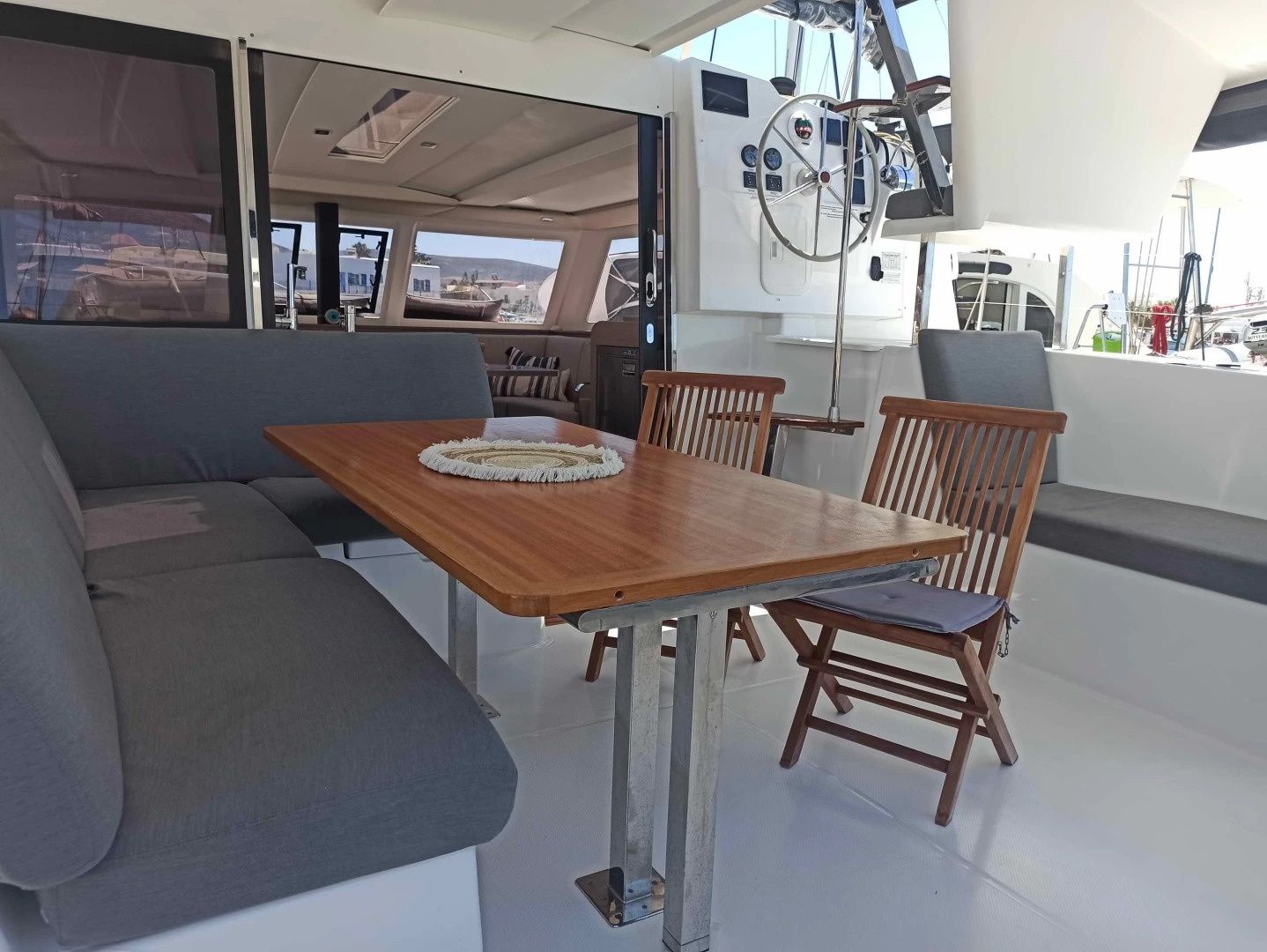 Fountaine Pajot Isla 40 | Almiriki
