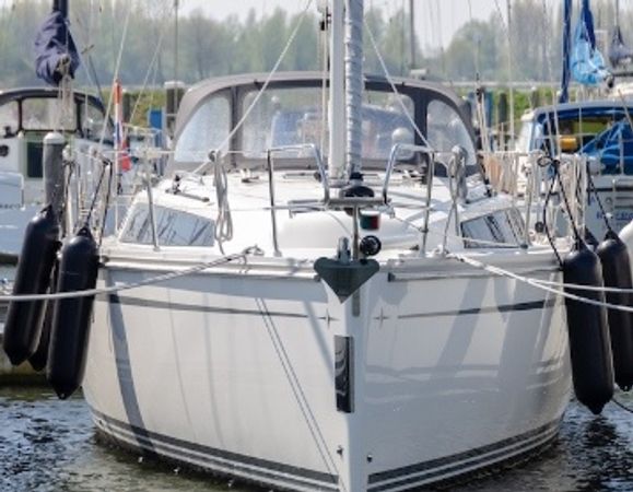 Bavaria Cruiser 33 | Aqua