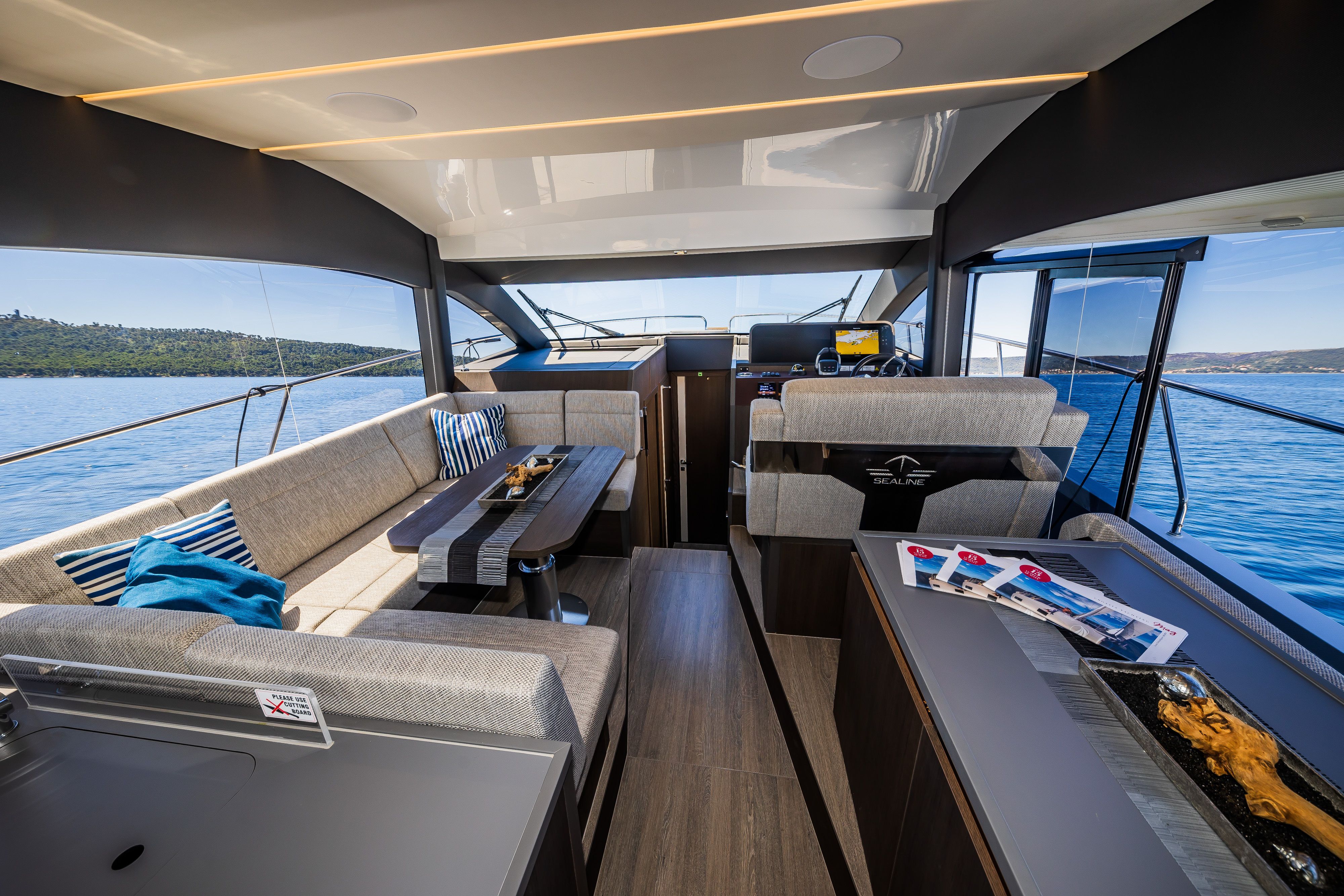 Sealine F430 | Grace 2