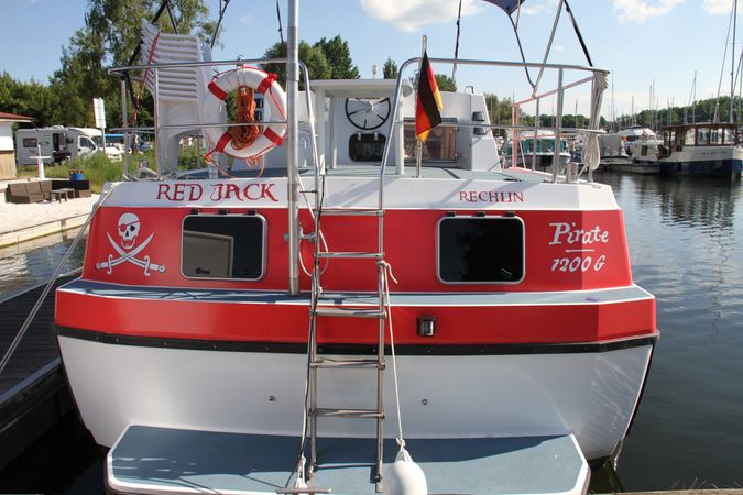 Pirate 1200G | 93-3 Hafendorf Muritz-Rechlin
