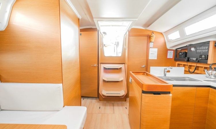 Jeanneau Sun Odyssey 410 | Pangeo