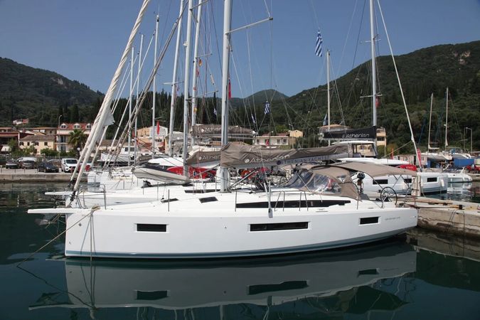 Jeanneau Sun Odyssey 410 | Pangeo