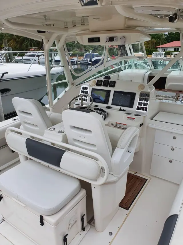 Everglades 35 | Everglades