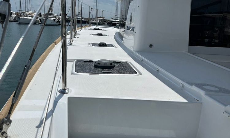 Lagoon 40 | Elia