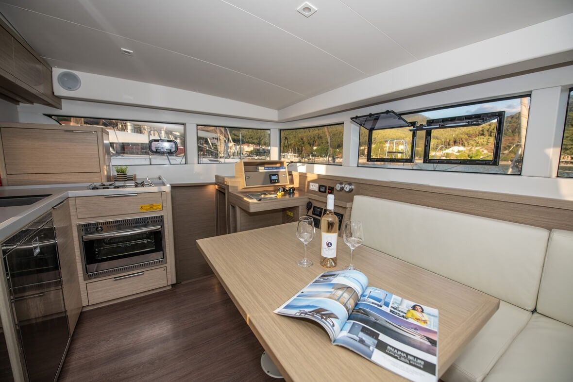 Lagoon 40 | Elia
