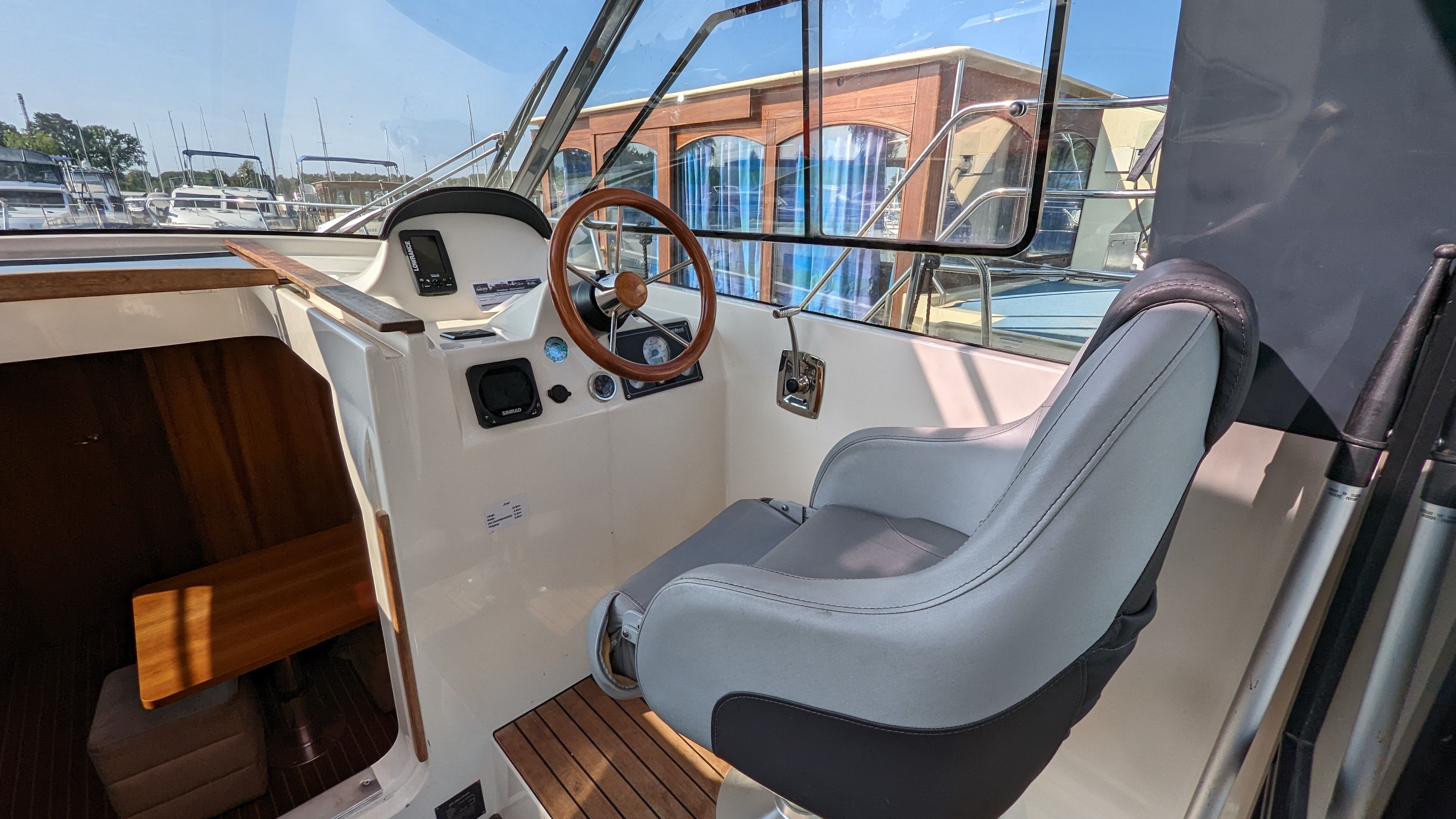 Delphia Escape 1080S | 1