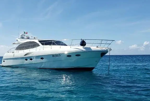 Alena 56 | Die Alte Dame