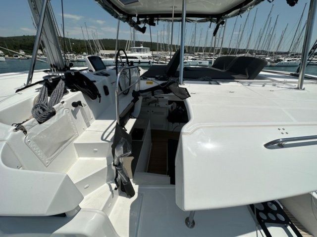 Lagoon 46 | Mira