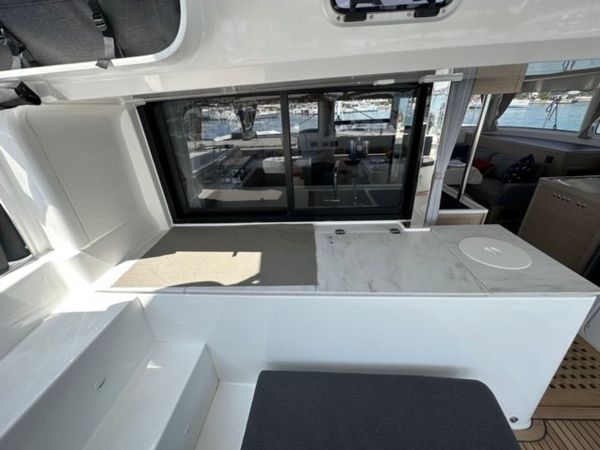 Lagoon 46 | Mira