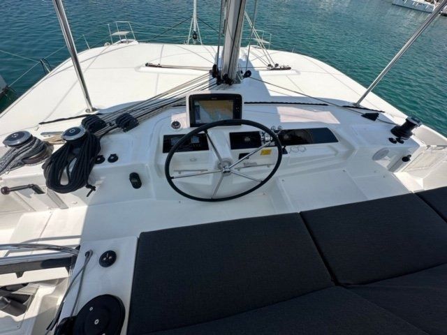 Lagoon 46 | Mira
