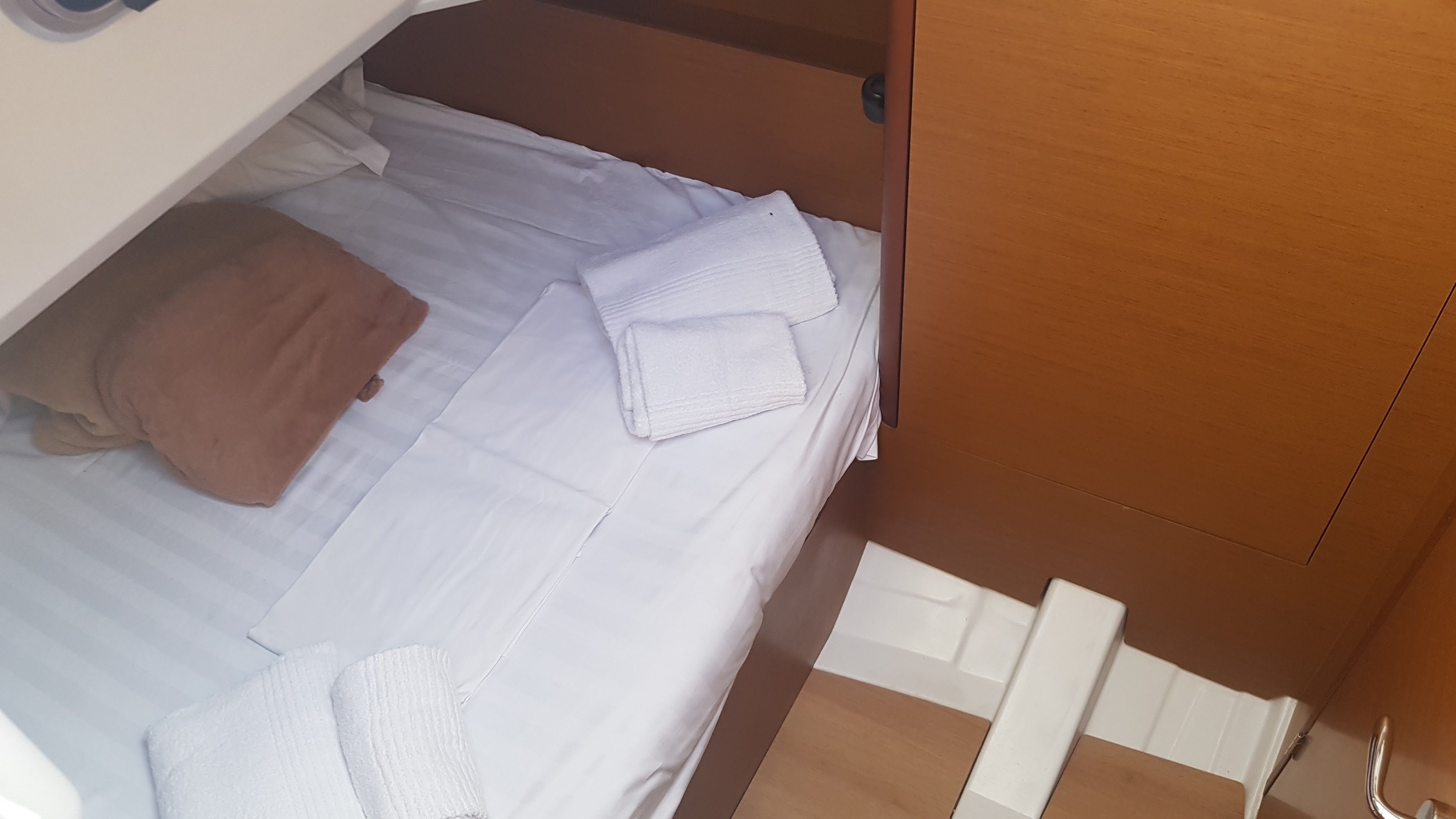 Jeanneau Sun Loft 47 | Marigold