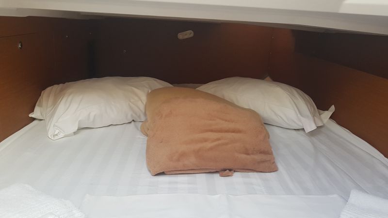 Jeanneau Sun Loft 47 | Marigold