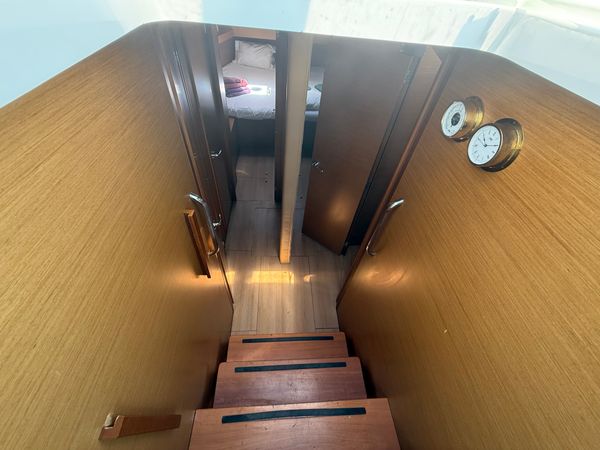 Jeanneau Sun Loft 47 | Bluebell
