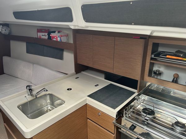 Beneteau Oceanis 34.1 | Sail Lynx