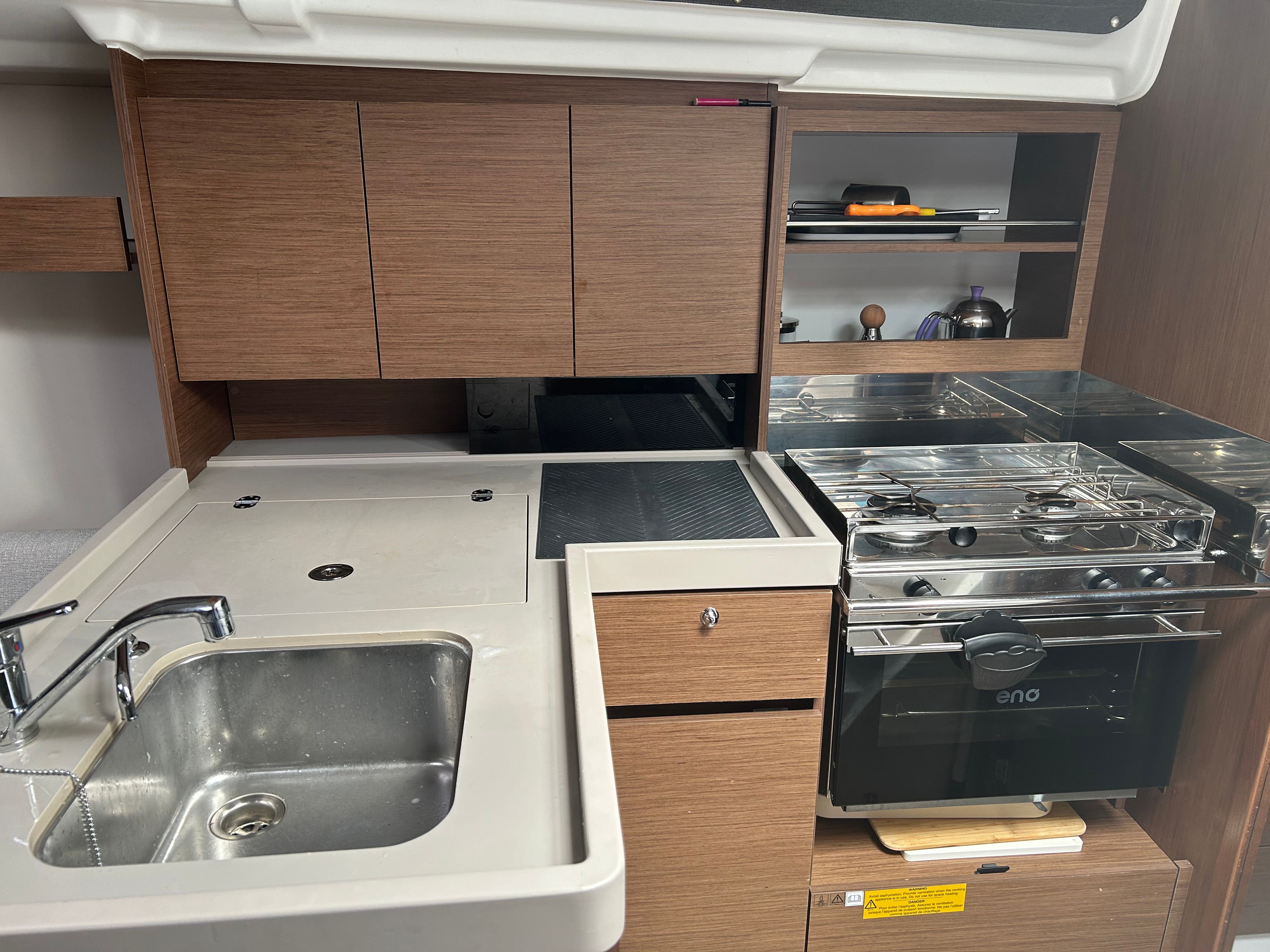 Beneteau Oceanis 34.1 | Sail Lynx