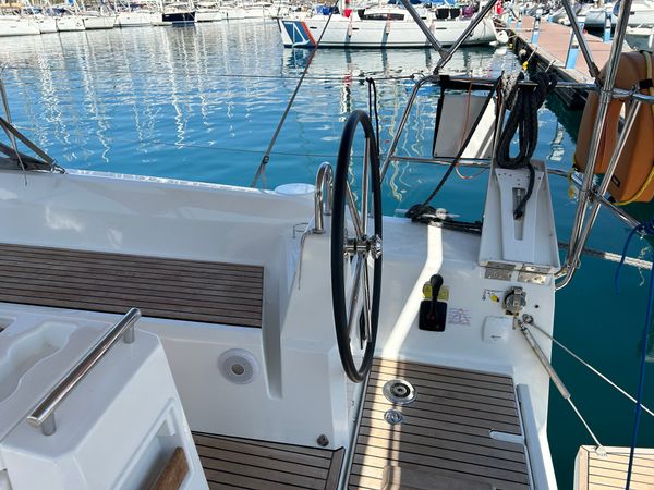 Beneteau Oceanis 34.1 | Sail Lynx