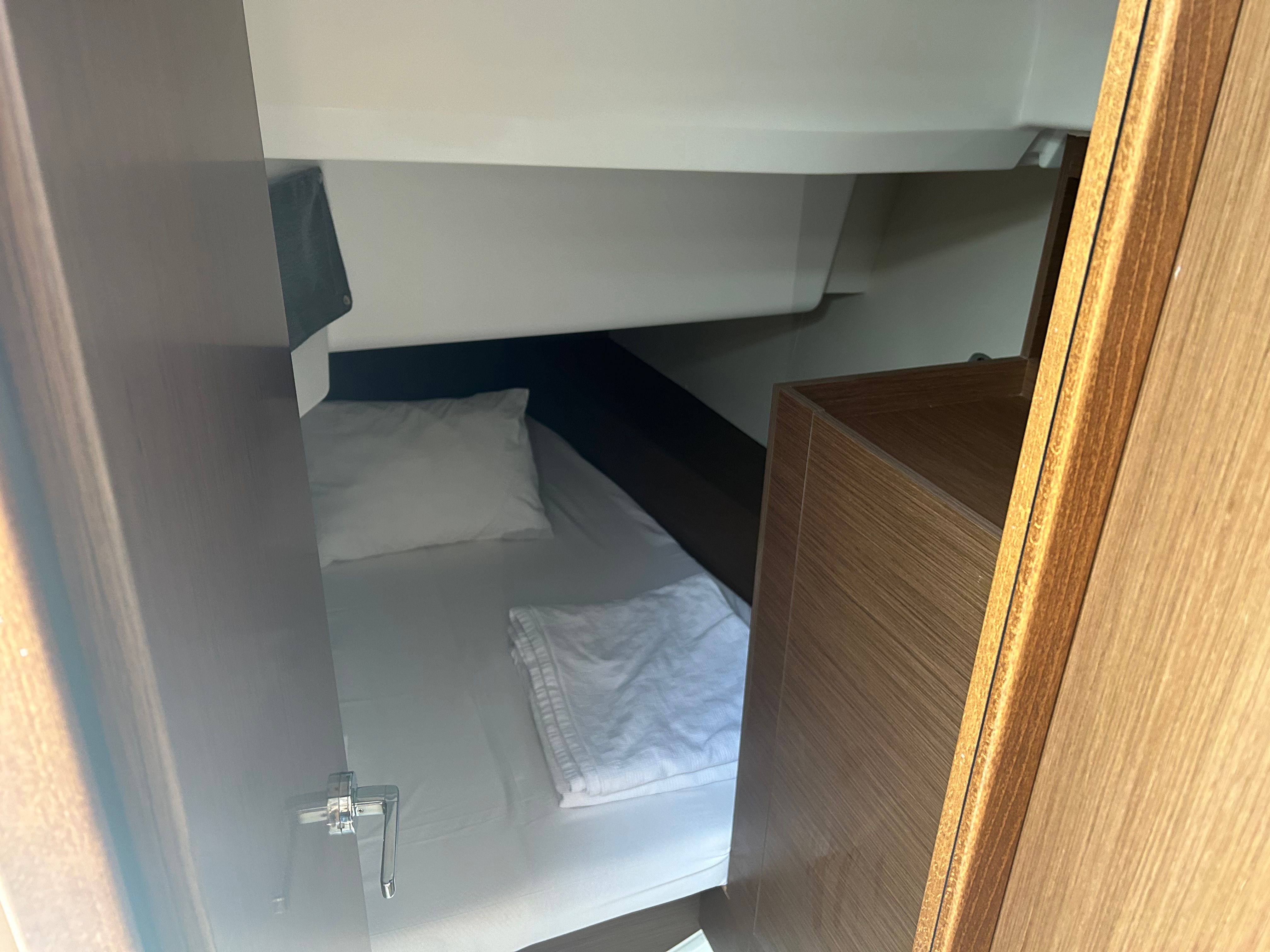 Beneteau Oceanis 34.1 | Sail Lynx