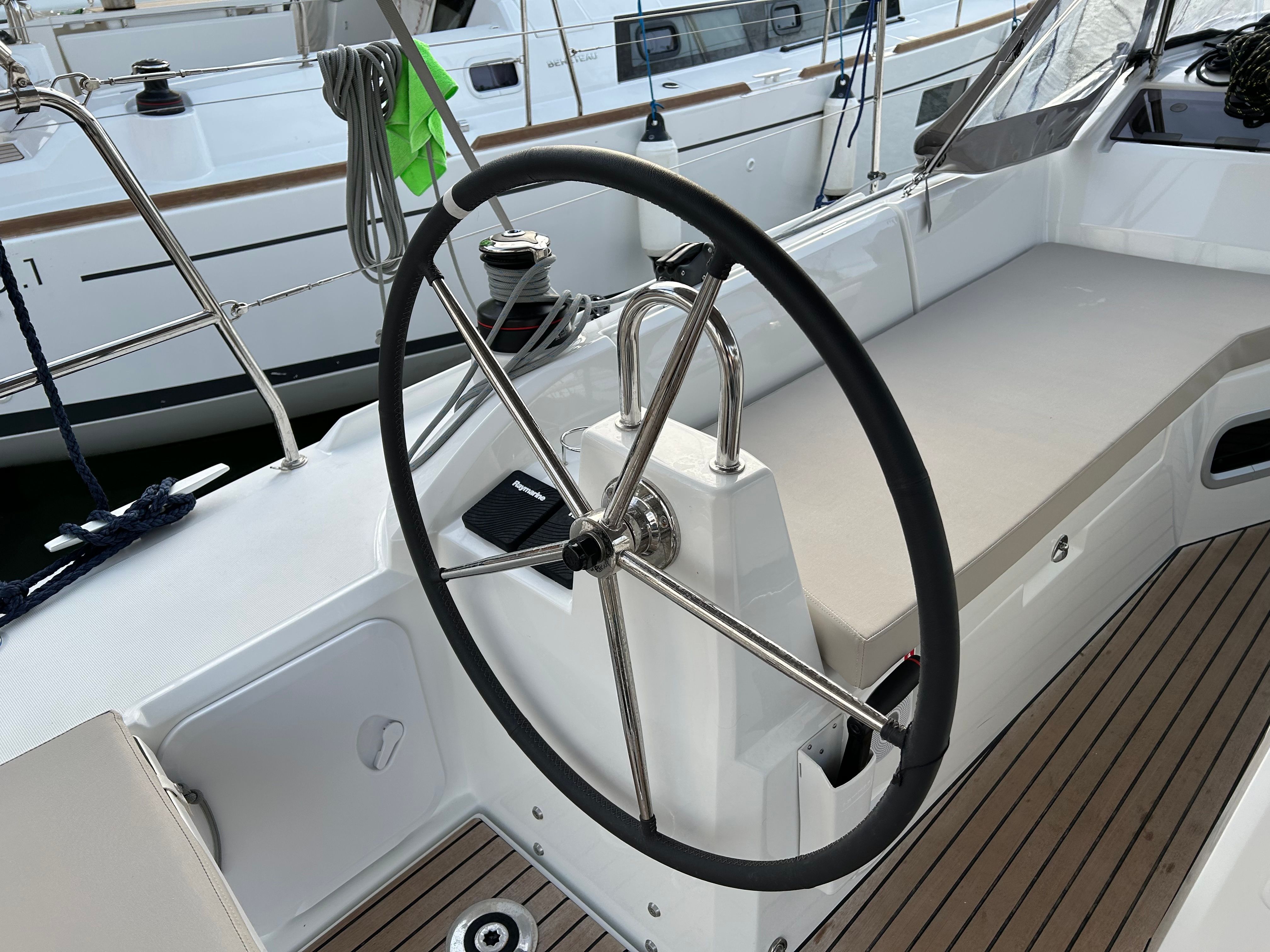 Beneteau Oceanis 34.1 | Sail Altair