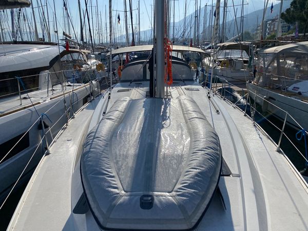 Bavaria Cruiser 46 | Sail Leo