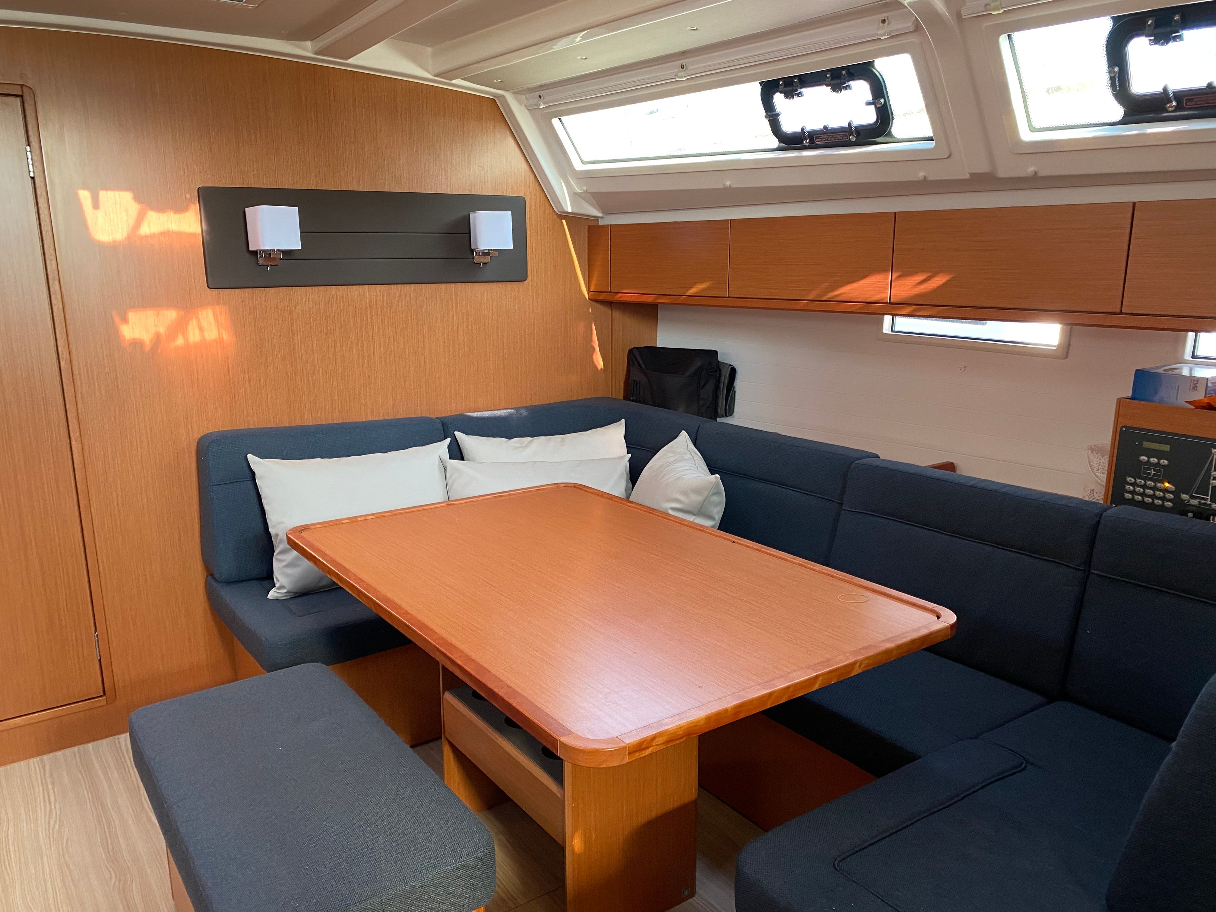 Bavaria Cruiser 46 | Sail Leo