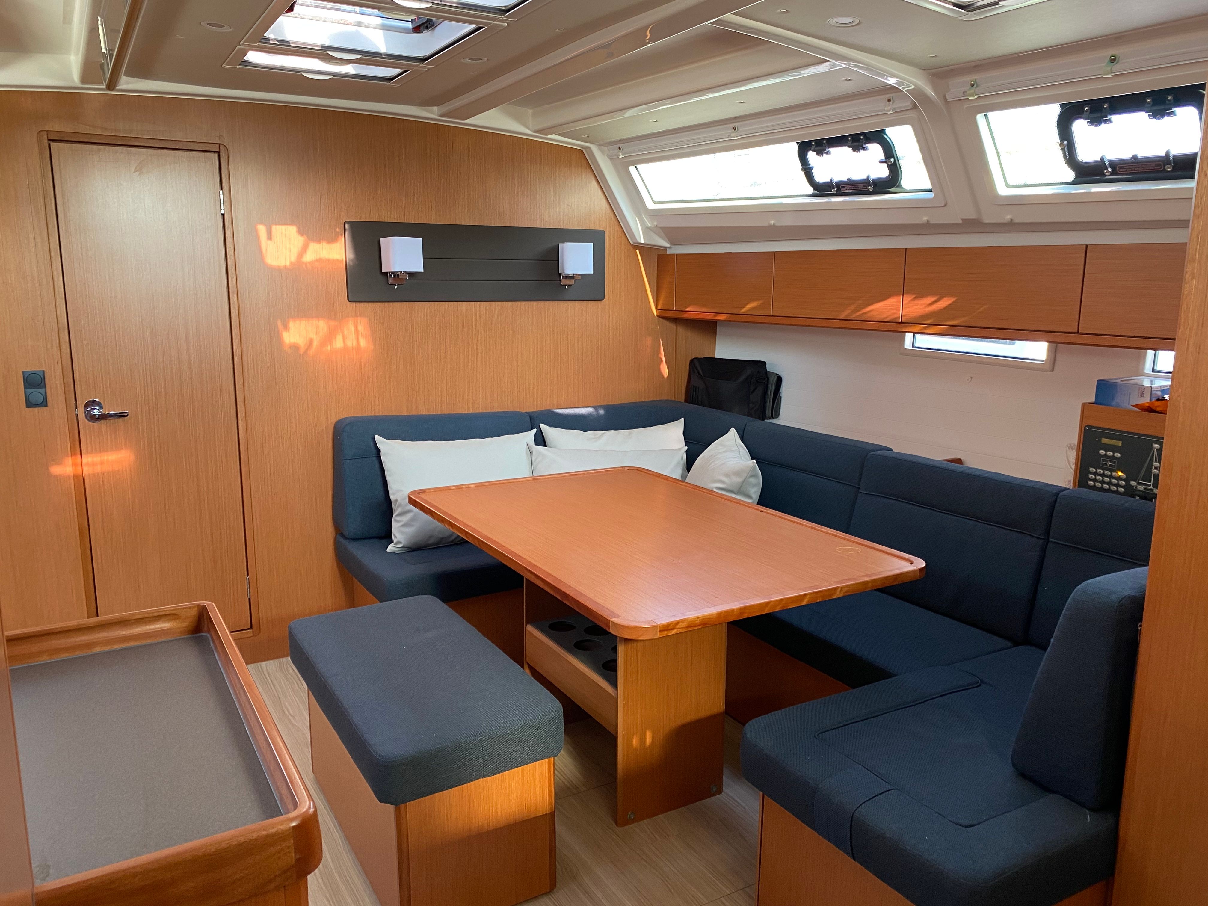 Bavaria Cruiser 46 | Sail Leo