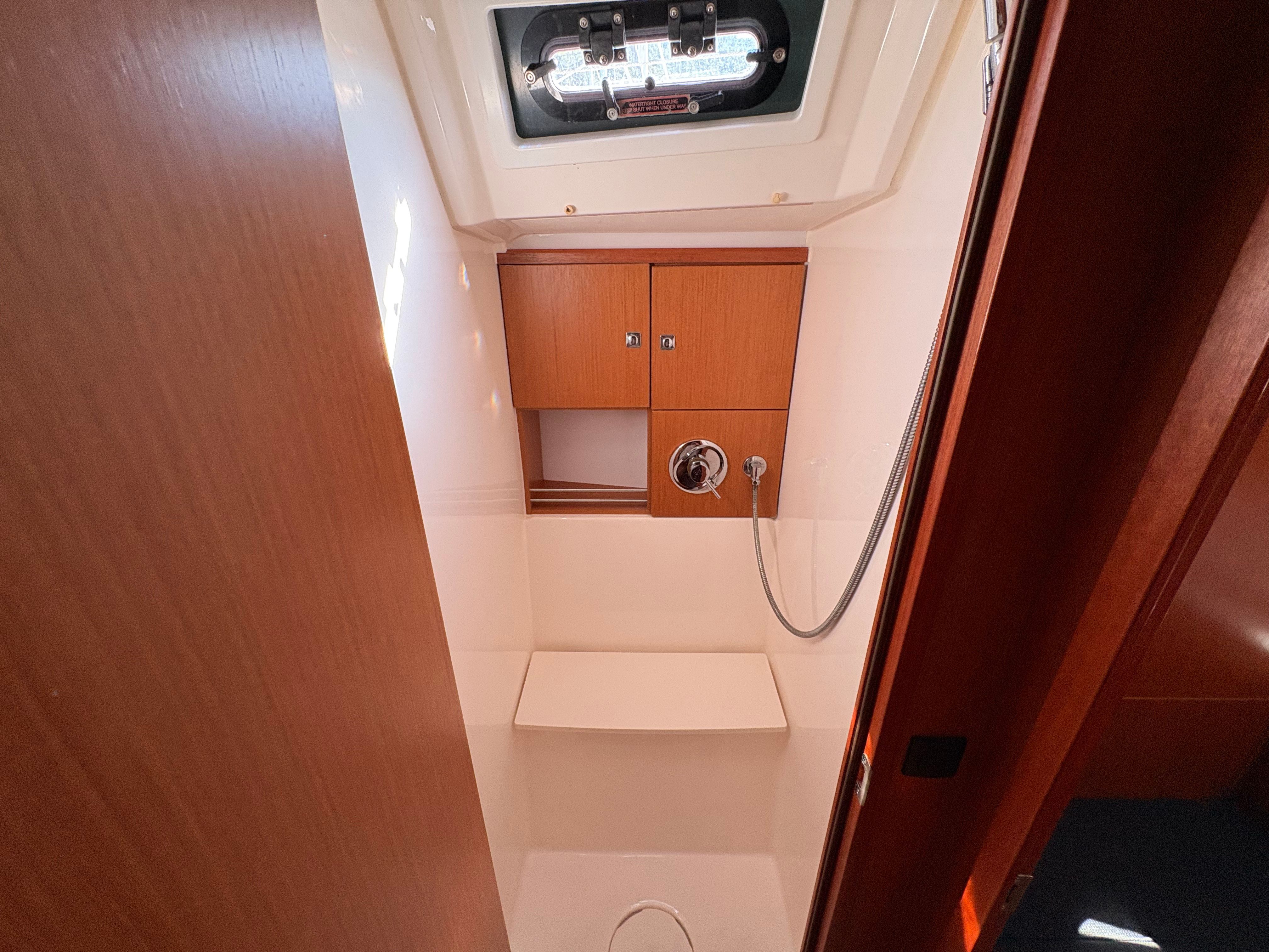 Bavaria Cruiser 46 | Sail Leo