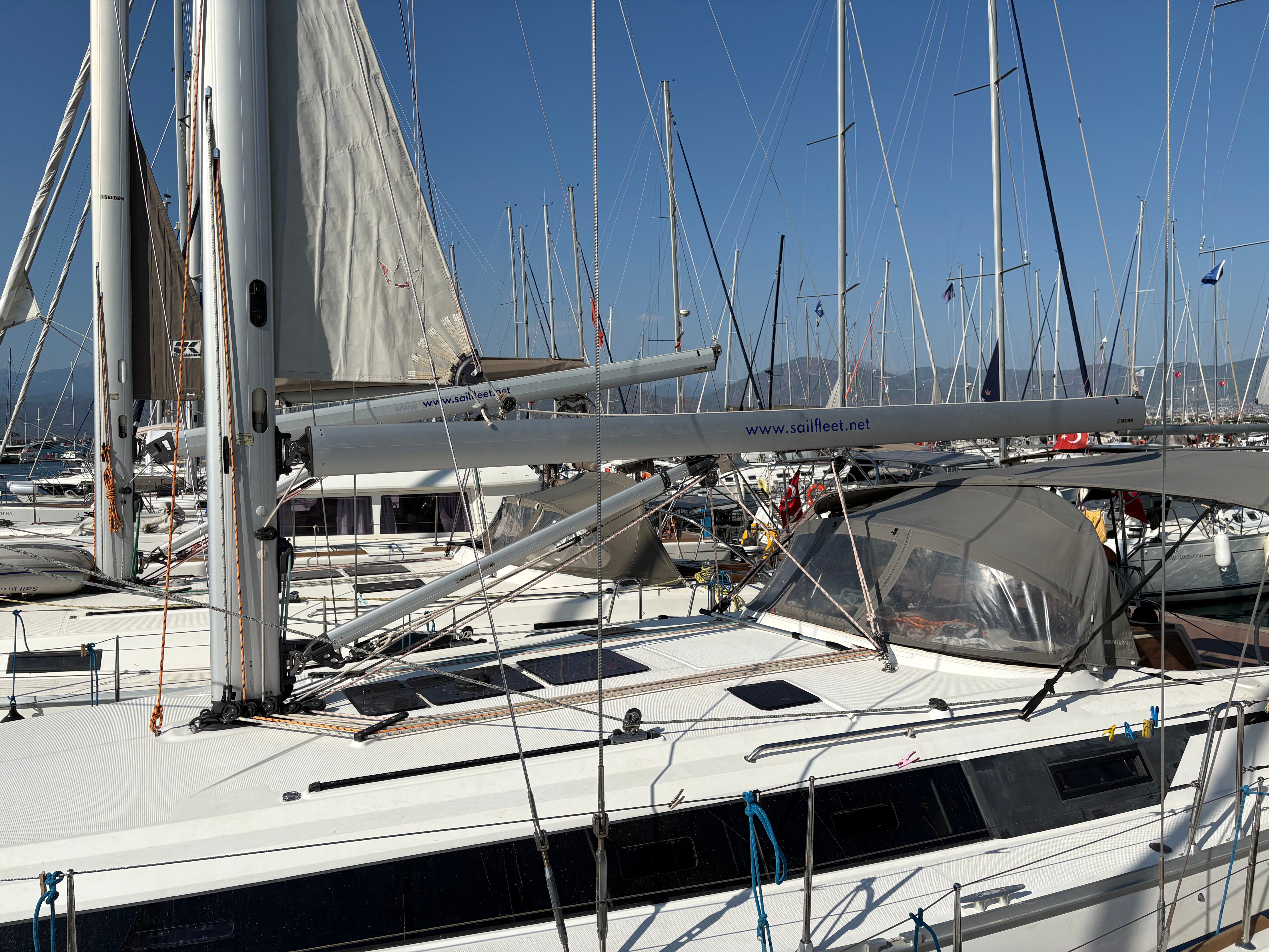 Bavaria Cruiser 46 | Sail Leo