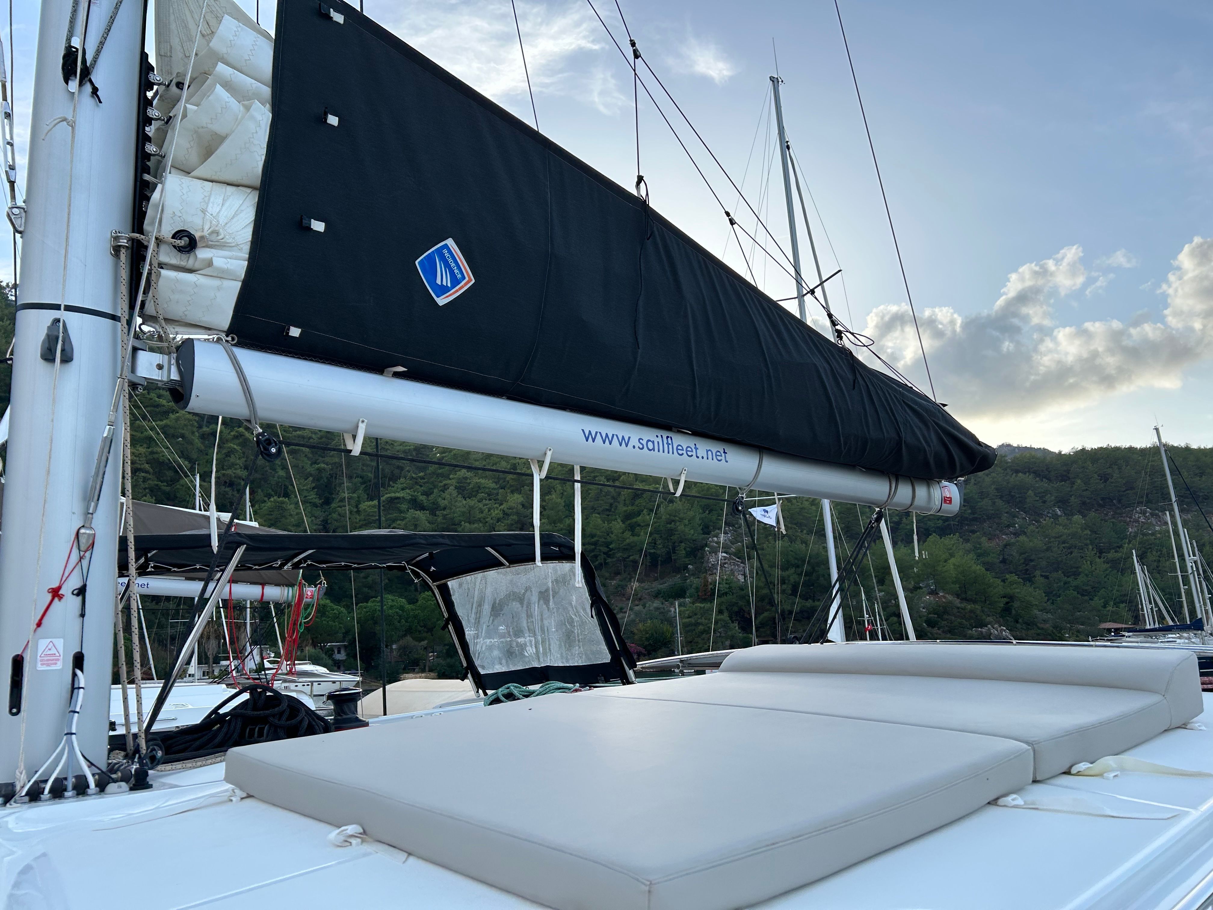 Lagoon 40 | Sail Agena