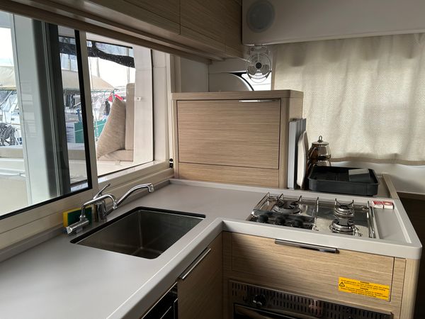 Lagoon 40 | Sail Agena