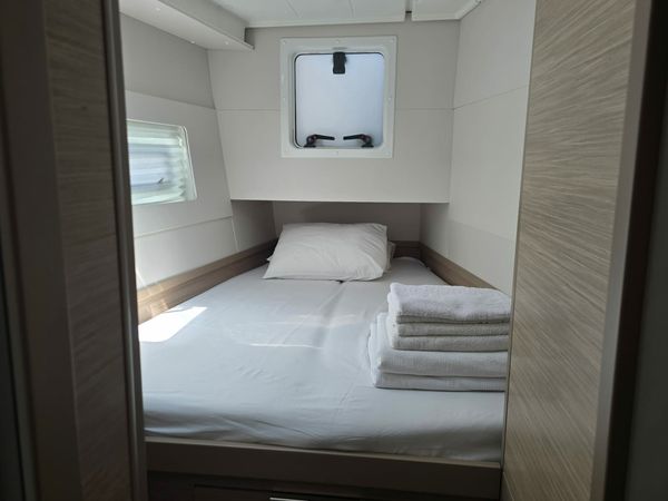 Lagoon 40 | Sail Agena