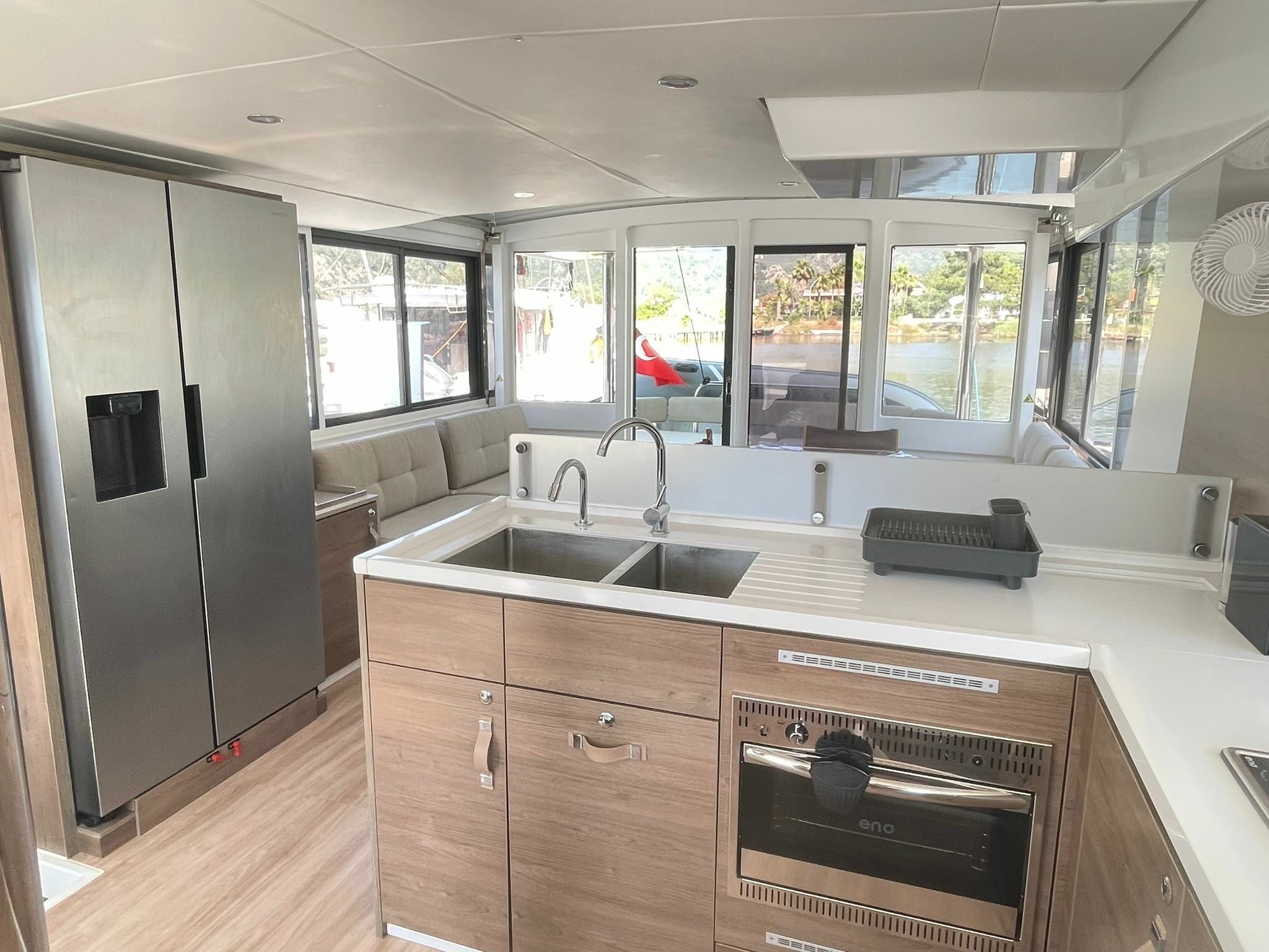 Bali 4.6 | Sail Aquarius