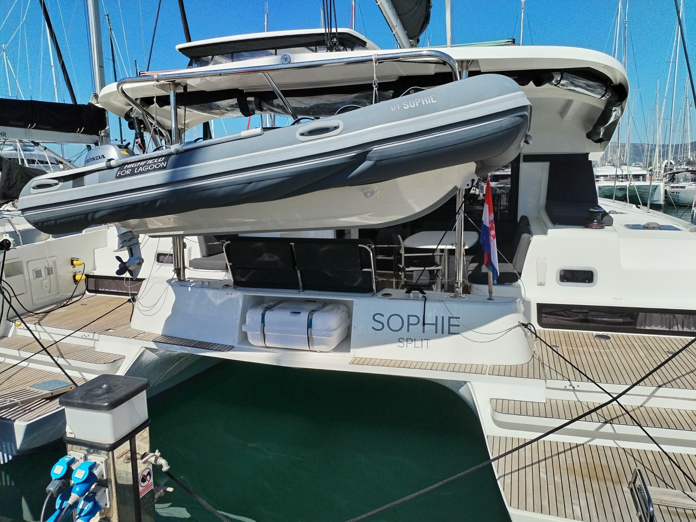 Lagoon 42 | Sophie