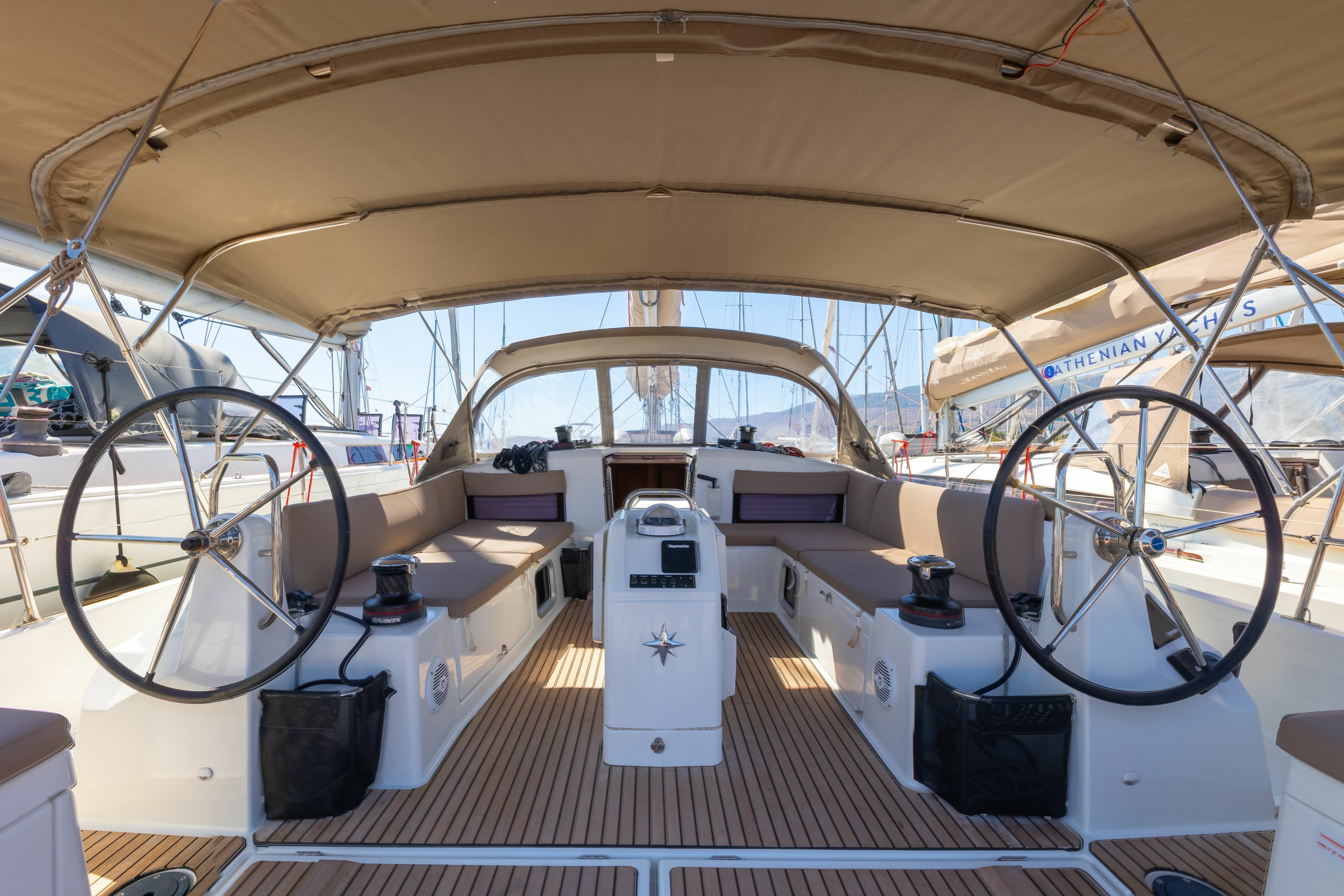 Jeanneau Sun Odyssey 490 | Knot