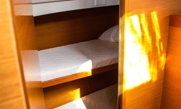 Jeanneau Sun Odyssey 490 | Knot