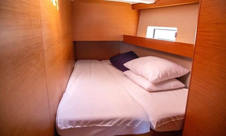 Jeanneau Sun Odyssey 490 | Knot