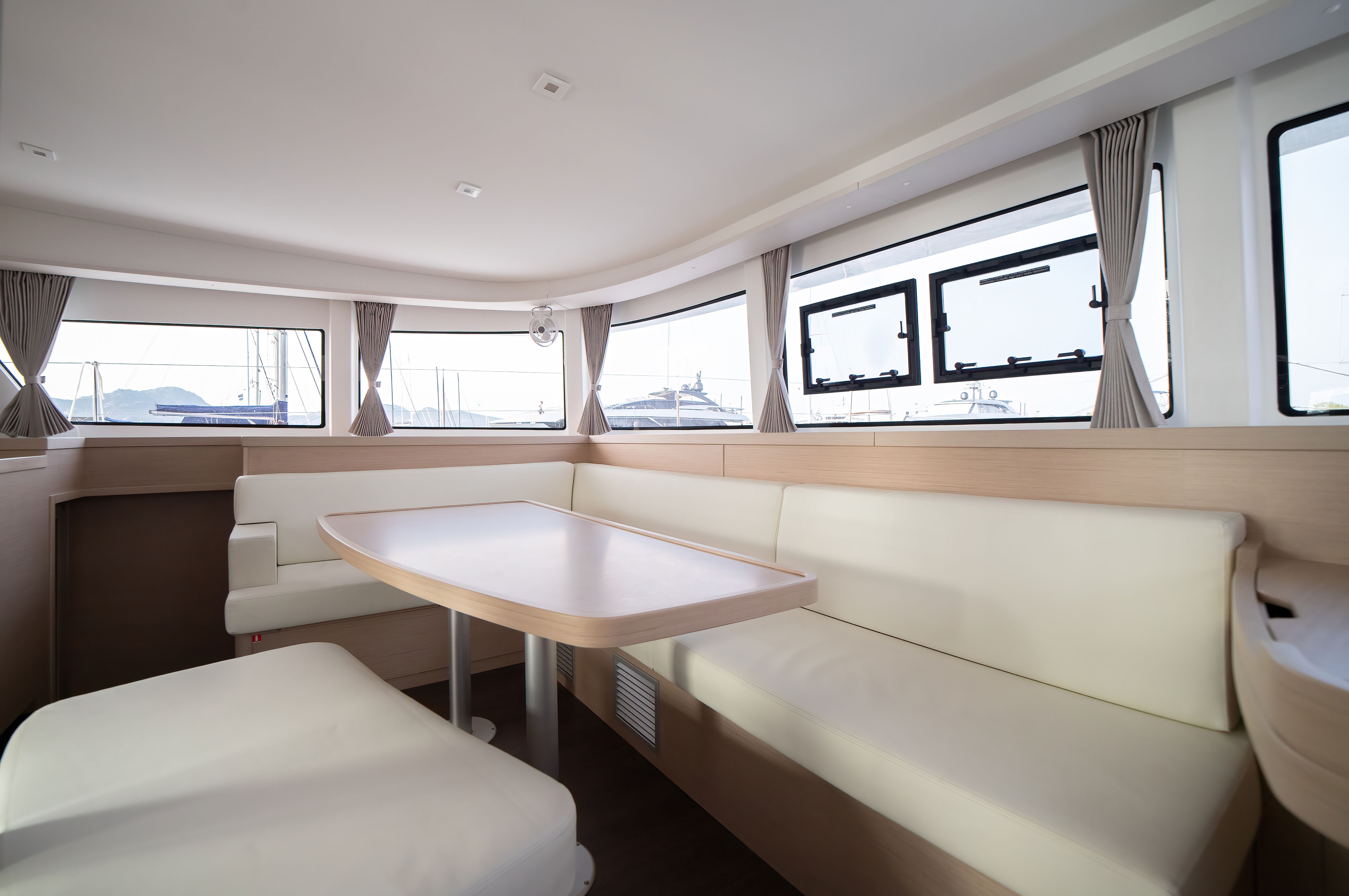 Lagoon 42 | Cassatina