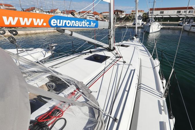 Beneteau Oceanis 34.1 | Rooster