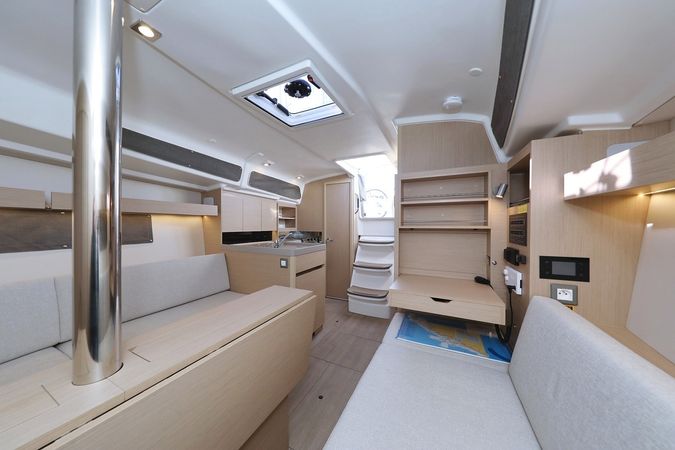 Beneteau Oceanis 34.1 | Rooster