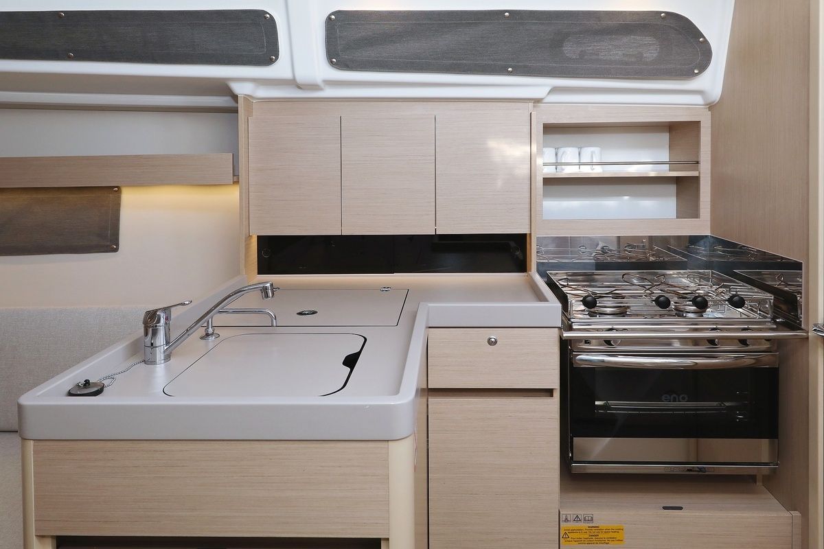 Beneteau Oceanis 34.1 | Rooster