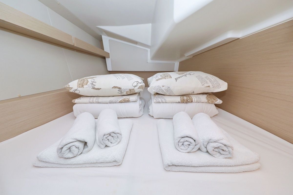 Beneteau Oceanis 34.1 | Rooster