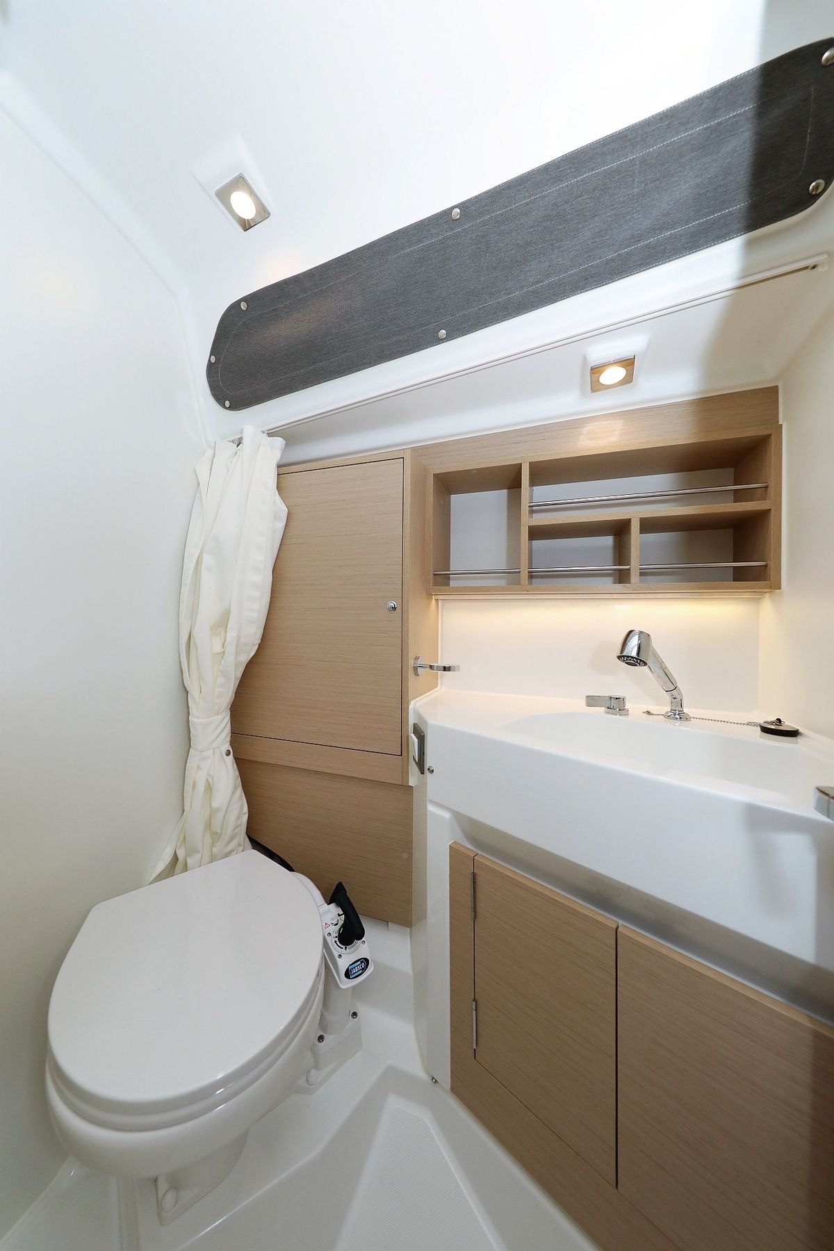 Beneteau Oceanis 34.1 | Rooster