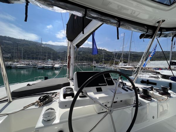 Lagoon 51 | Fichetto