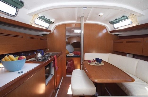 Beneteau Cyclades 39.3 | Boa Vista