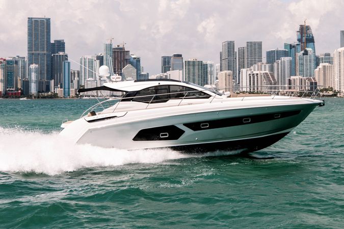 Azimut 43 | Sea Esta