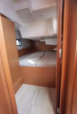 Bavaria C38 | Sunny Day